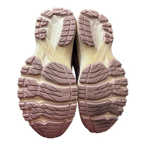 Athletic_Shoes